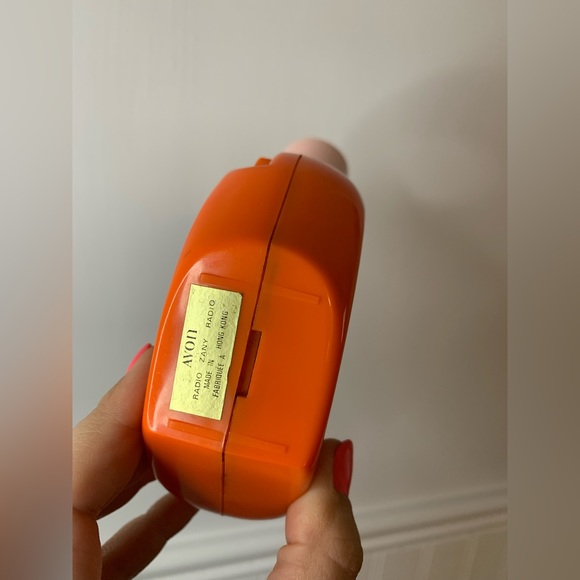 1979 Vintage Avon sunscreen radio - major retro Barbie core vibes! - Picture 6 of 17